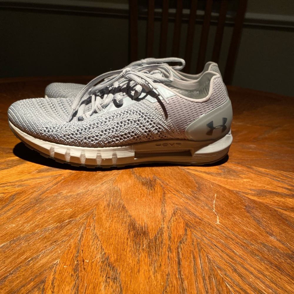 Grey, memory foam insole, under armor tennis shoes